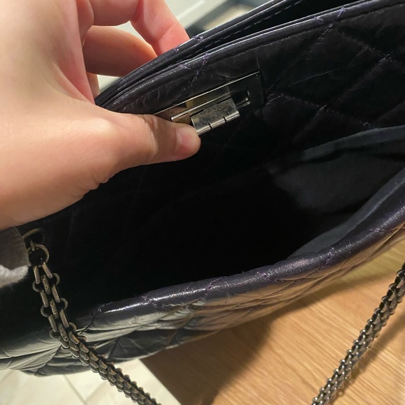 CHANEL 2.55 Reissue Aged Calfskin Black Tote Bag - Picture 7 of 12